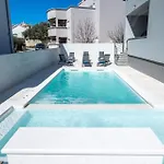 Mareta Wave